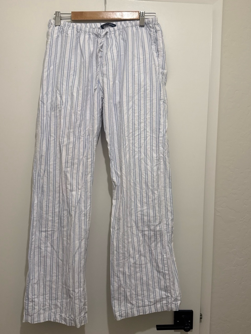 Brandy Melville White & Light Blue Striped Lounge Pants